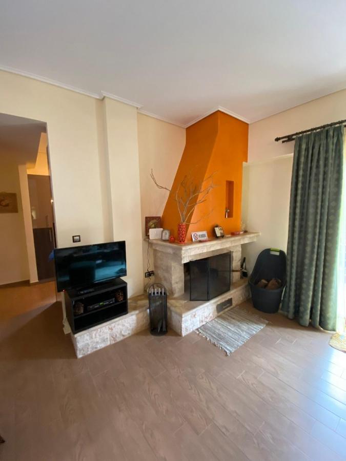 Villa Ria Kalavryta Luaran gambar