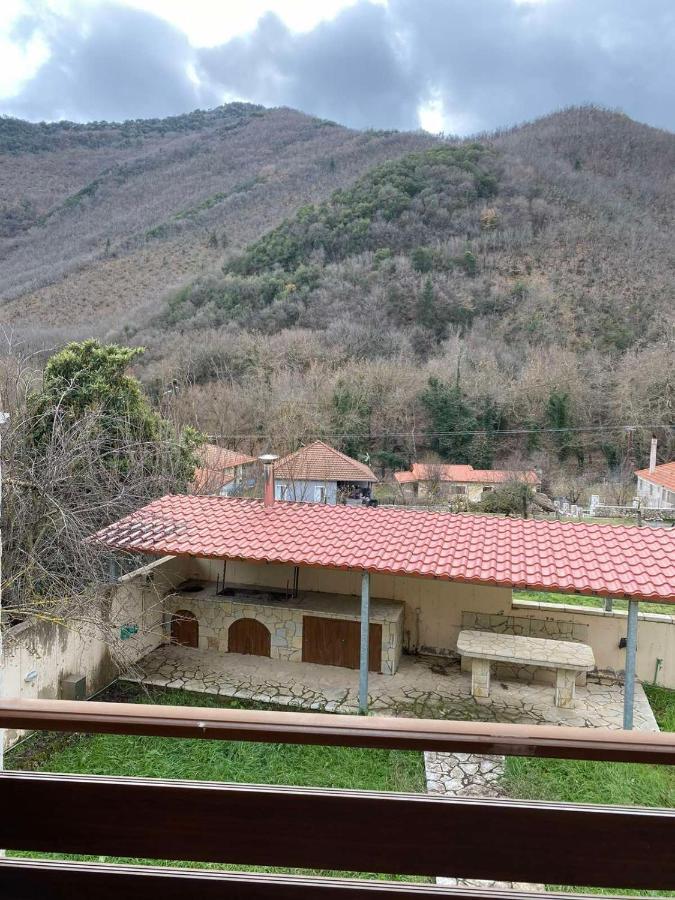 Villa Ria Kalavryta Luaran gambar